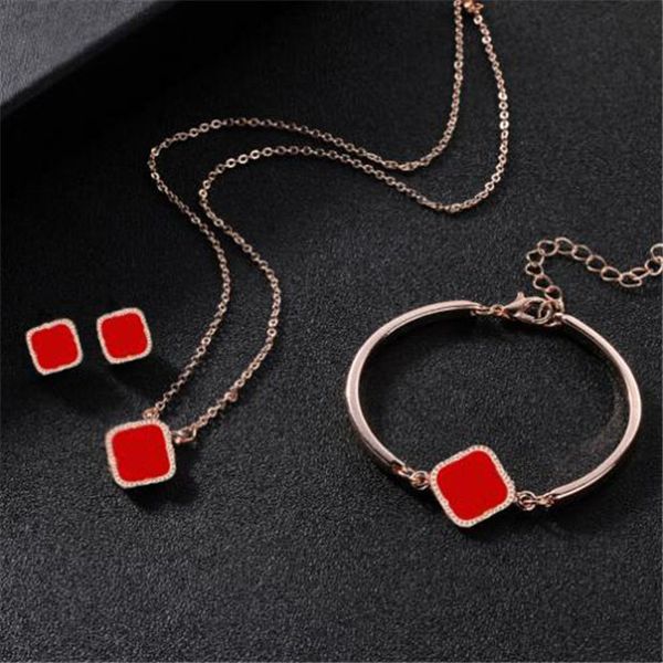 four leaf clover necklace designer jewelry set pendant necklaces bracelet stud earring gold silver mother of pearl green flower necklace lin
four leaf clover necklace designer jewelry set pendant necklaces bracelet stud earring gold silver mother of pearl green flower necklace lin