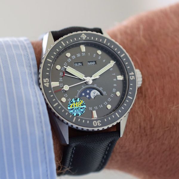 2023 fashion mens watches 6654.p mechanical automatic movement watch 43mm men watch annual calendar 200m waterproof super luminous wristwatc, Slivery;brown
2023 fashion mens watches 6654.p mechanical automatic movement watch 43mm men watch annual calendar 200m waterproof super luminous wristwatc, Slivery;brown