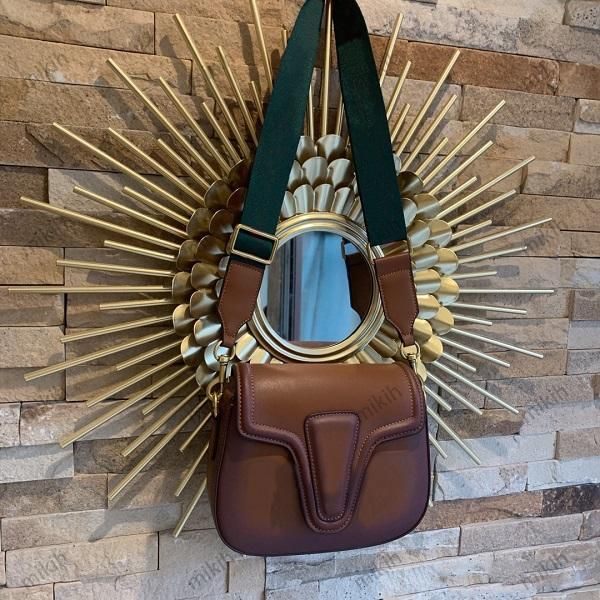designer shoulder bag retro womens simple wild classic design mini 22cm handbag purse fashion totes bags with box
designer shoulder bag retro womens simple wild classic design mini 22cm handbag purse fashion totes bags with box