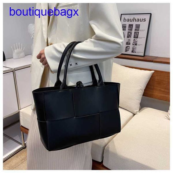 luxury bottegss venetss arco evening bags online store and winter 2023 new fashion large capacity autumn bag women's leisure simpl with
luxury bottegss venetss arco evening bags online store and winter 2023 new fashion large capacity autumn bag women's leisure simpl with