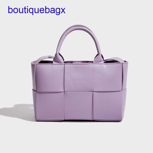 luxury bottegss venetss arco evening bags online store new tote summer 2023 knitted commuter spring and texture large capacity han with logo
luxury bottegss venetss arco evening bags online store new tote summer 2023 knitted commuter spring and texture large capacity han with logo