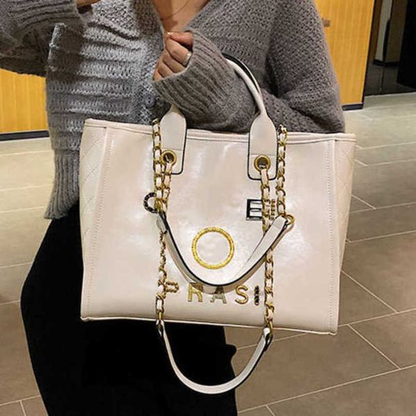 classics handbags women's luxury beach bags designers ch metal pearl letter badge tote evening bag small mini leather handbag large fem 
classics handbags women's luxury beach bags designers ch metal pearl letter badge tote evening bag small mini leather handbag large fem