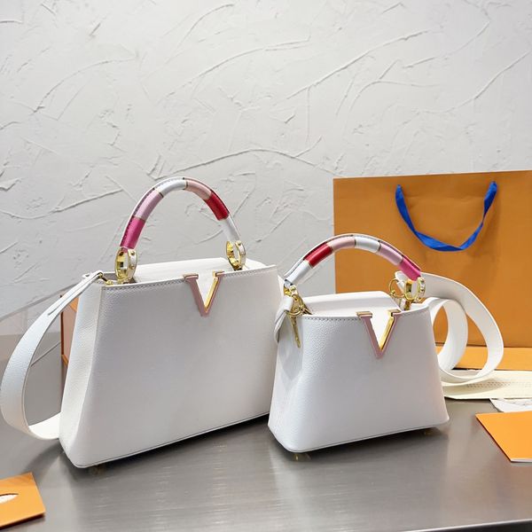 designer tote bag women capu bb mini handbag luxury 2023 women fashion female shoulder bags vintage lady totes size 27 20cm
designer tote bag women capu bb mini handbag luxury 2023 women fashion female shoulder bags vintage lady totes size 27 20cm