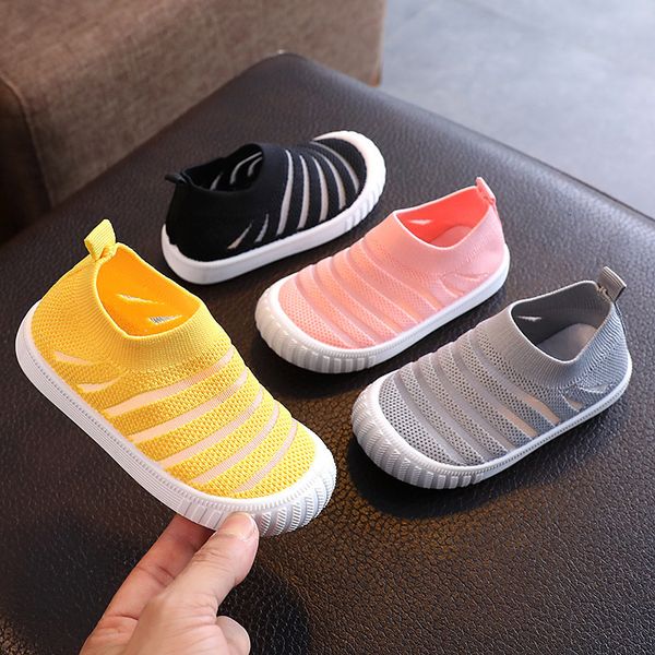 sneakers casual sport kids shoes for boys girls spring autumn breathable mesh soft bottom children fashion solid color baby sneaker 230313, Black;red
sneakers casual sport kids shoes for boys girls spring autumn breathable mesh soft bottom children fashion solid color baby sneaker 230313, Black;red