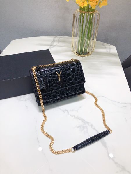 sunset chain bag luxury messenger bag cow leather crocodile leather bag flap bag advanced chain wallet, new 2023
sunset chain bag luxury messenger bag cow leather crocodile leather bag flap bag advanced chain wallet, new 2023