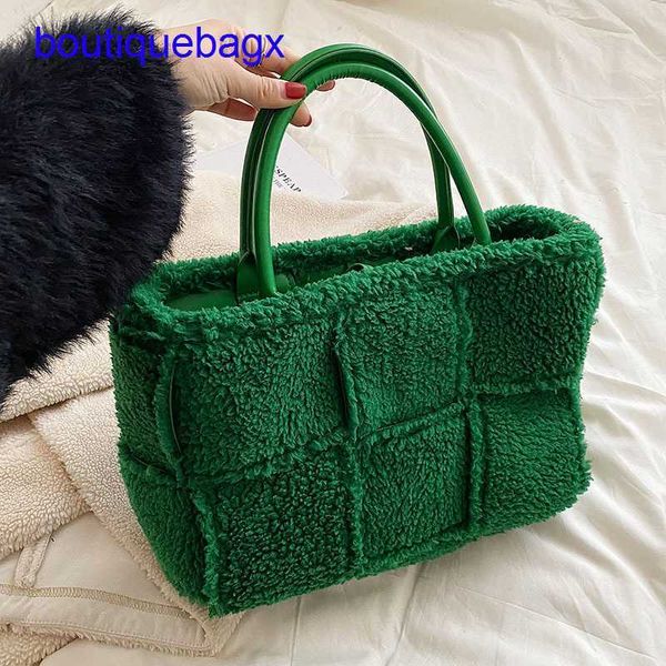 luxury bottegss venetss arco evening bags online store winter new network red tide versatile 2023 woven large capacity portable to with logo
luxury bottegss venetss arco evening bags online store winter new network red tide versatile 2023 woven large capacity portable to with logo
