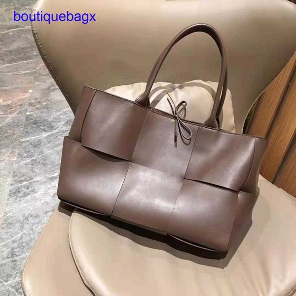 luxury bottegss venetss arco evening bags online store versatile summer song hye kyo star same casual large capacity white woven c with logo
luxury bottegss venetss arco evening bags online store versatile summer song hye kyo star same casual large capacity white woven c with logo
