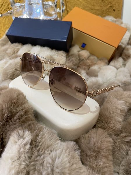 classic sunglasses brand designer uv400 eyewear metal gold frame sun glasses men women sunglasses with box, White;black
classic sunglasses brand designer uv400 eyewear metal gold frame sun glasses men women sunglasses with box, White;black