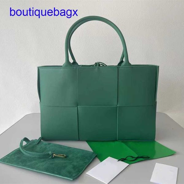 original edition luxury bottegss venetss arco evening bags online store woven tote high-end arco home bag large v shopping bucket with logo
original edition luxury bottegss venetss arco evening bags online store woven tote high-end arco home bag large v shopping bucket with logo