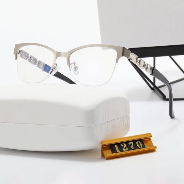 luxury fashion sunglasses for women men designer summer style white sunglasses with clear lens retro plate metal oval half frame glasses eye, White;black
luxury fashion sunglasses for women men designer summer style white sunglasses with clear lens retro plate metal oval half frame glasses eye, White;black