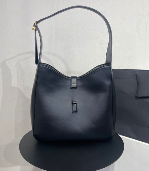 women's handbag black matte tote shopping bag single shoulder bag crossbody bag fashion all-match leather large capacity classic letter
women's handbag black matte tote shopping bag single shoulder bag crossbody bag fashion all-match leather large capacity classic letter