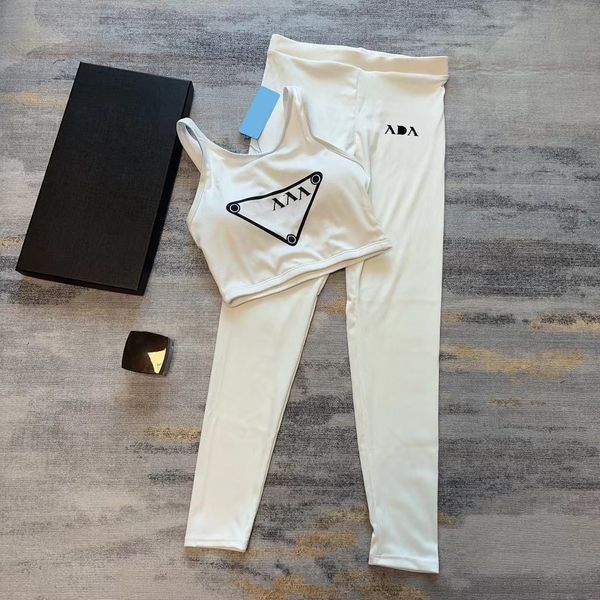 23 designers active sets fashion activewear tees t letter shirt casual new high elasticity fitness yoga clothes sports suit small vest slim
23 designers active sets fashion activewear tees t letter shirt casual new high elasticity fitness yoga clothes sports suit small vest slim