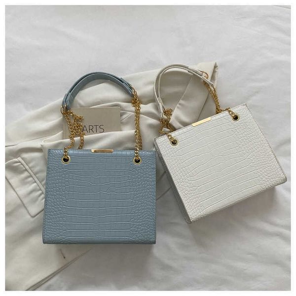 retro fashion shoulder bags for women new casual chain shoulder bags horizontal square crossbody fashion tote bags 230308
retro fashion shoulder bags for women new casual chain shoulder bags horizontal square crossbody fashion tote bags 230308