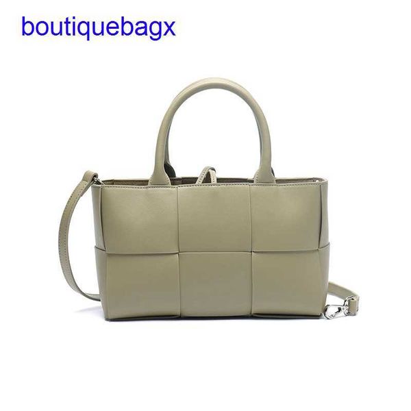 luxury bottegss venetss arco evening bags online store same autumn and winter new song hye kyo leather woven tote bag shopping sin with logo
luxury bottegss venetss arco evening bags online store same autumn and winter new song hye kyo leather woven tote bag shopping sin with logo