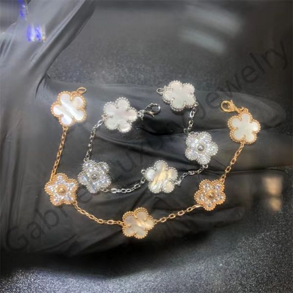 charm bracelets 925 sterling silver 18k gold bracelet womens red agate flower design wedding gift s925 party 230313, Golden;silver
charm bracelets 925 sterling silver 18k gold bracelet womens red agate flower design wedding gift s925 party 230313, Golden;silver