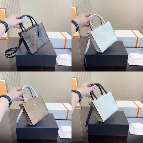 totes luxury bags mini handbags women shoulder bag letters print crossbody hand bags trend leather handbag lady purse wallet 230218
totes luxury bags mini handbags women shoulder bag letters print crossbody hand bags trend leather handbag lady purse wallet 230218