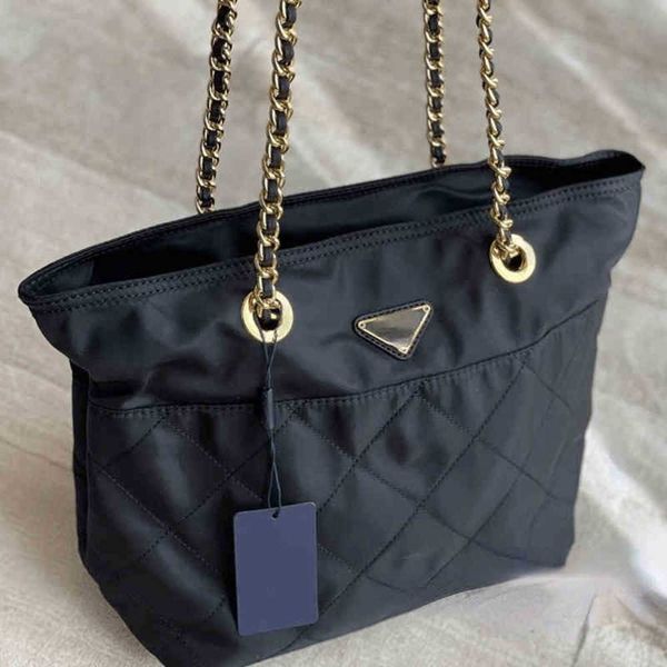 totes shoulder bags women large capacity clutch shopping brand designer purse airport tote weekender traveling handbag 1021
totes shoulder bags women large capacity clutch shopping brand designer purse airport tote weekender traveling handbag 1021