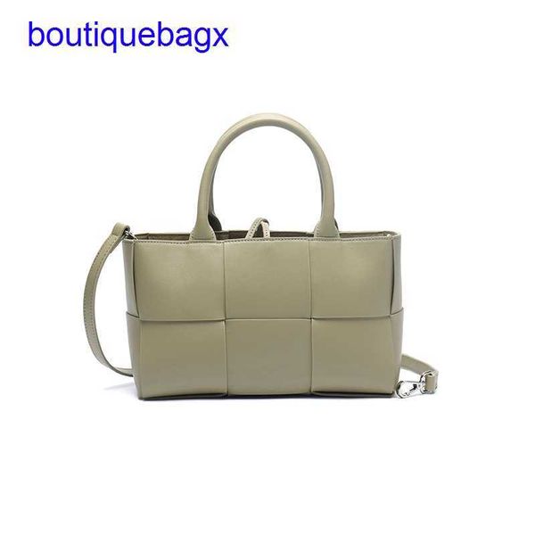 luxury bottegss venetss arco evening bags online store hye autumn and kyo winter new same song leather woven tote bag shopping sin with logo
luxury bottegss venetss arco evening bags online store hye autumn and kyo winter new same song leather woven tote bag shopping sin with logo