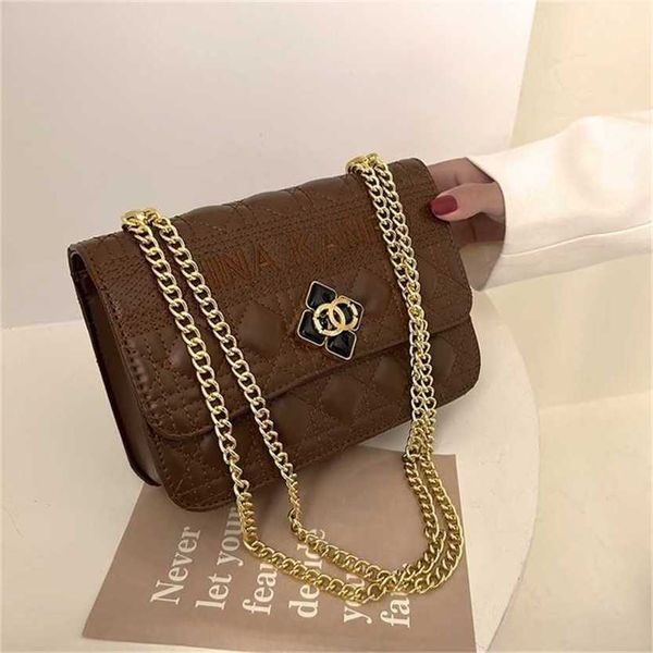 handbag 2023 fashion women's bag leather quality handbag large capacity lingge chain women's simple shoulder messenger bag
handbag 2023 fashion women's bag leather quality handbag large capacity lingge chain women's simple shoulder messenger bag