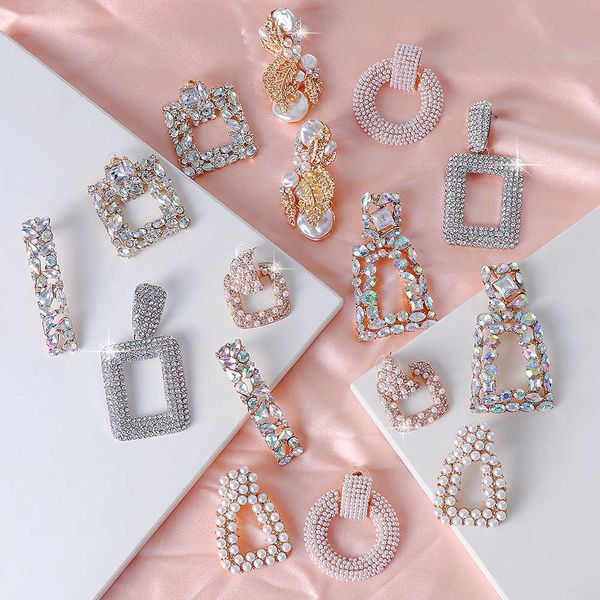 dangle chandelier 2021 new fashion boho crystal earrings for women rhinestone statement pearl drop dangle earrings xmas jewelry gifts g23031, Silver
dangle chandelier 2021 new fashion boho crystal earrings for women rhinestone statement pearl drop dangle earrings xmas jewelry gifts g23031, Silver