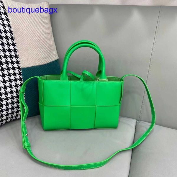 luxury bottegss venetss arco evening bags online store new 2023 autumn woven women's and winter advanced color contrast portable v with
luxury bottegss venetss arco evening bags online store new 2023 autumn woven women's and winter advanced color contrast portable v with