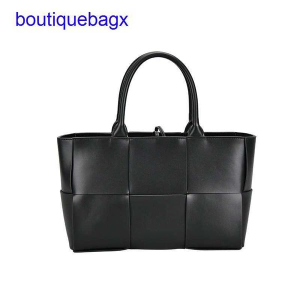 luxury bottegss venetss arco evening bags online store capacity tote bag minority design large leather woven portable bag fashion with logo
luxury bottegss venetss arco evening bags online store capacity tote bag minority design large leather woven portable bag fashion with logo