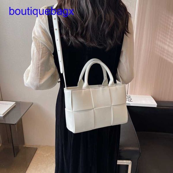 luxury bottegss venetss arco evening bags online store fashion handbag large capacity 2023 new woven spring women's simple tote with lo
luxury bottegss venetss arco evening bags online store fashion handbag large capacity 2023 new woven spring women's simple tote with lo