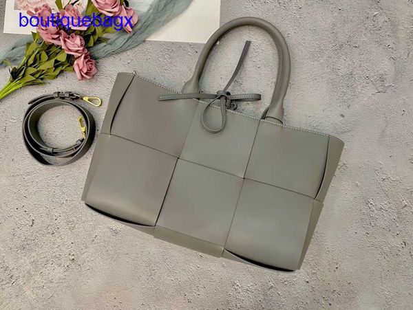 original edition luxury bottegss venetss arco evening bags online store divani woven tote bag single-shoulder women's handbag larg with
original edition luxury bottegss venetss arco evening bags online store divani woven tote bag single-shoulder women's handbag larg with