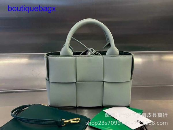 original edition luxury bottegss venetss arco evening bags online store luxury 2023 factory new women's leather bag advanced singl with
original edition luxury bottegss venetss arco evening bags online store luxury 2023 factory new women's leather bag advanced singl with
