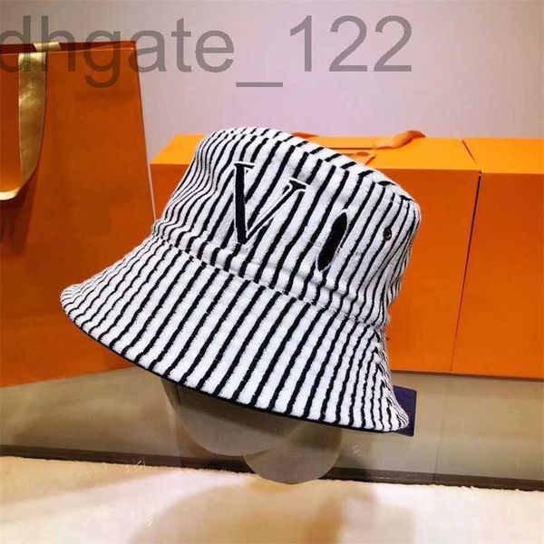 designer new double sided bucket hat all match foldable breathable sunscreen sunshade cap fashion skull hats for men women 65m1, Blue;gray
designer new double sided bucket hat all match foldable breathable sunscreen sunshade cap fashion skull hats for men women 65m1, Blue;gray