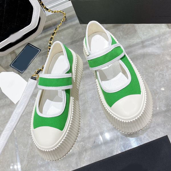 breathable sports shoes board r women 2023 leather sneakers brushed nylon loafers platform sneakers casual printing shoe hook & loop height, Black
breathable sports shoes board r women 2023 leather sneakers brushed nylon loafers platform sneakers casual printing shoe hook & loop height, Black