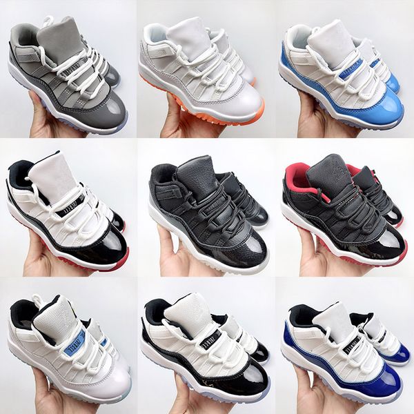 2023 retro kids shoes 11 boys low basketball jumpman 11s shoe children black red sneaker low designer military grey trainers baby kid youth
2023 retro kids shoes 11 boys low basketball jumpman 11s shoe children black red sneaker low designer military grey trainers baby kid youth