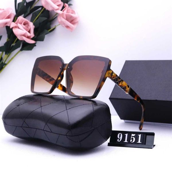 sunglasses 2023 new overseas xiaoxiangjia men's and women's square tide street shooting polarizing glasses 9151, White;black
sunglasses 2023 new overseas xiaoxiangjia men's and women's square tide street shooting polarizing glasses 9151, White;black