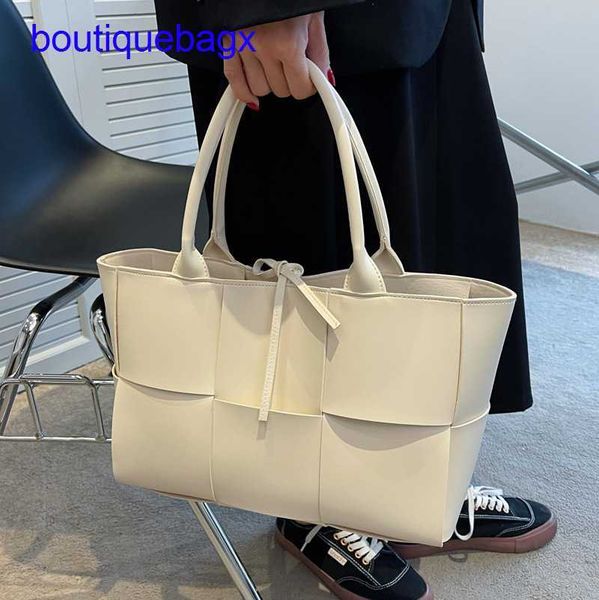 luxury bottegss venetss arco evening bags online store net red bag women's 2023 spring new trendy western style single shoulder la with
luxury bottegss venetss arco evening bags online store net red bag women's 2023 spring new trendy western style single shoulder la with