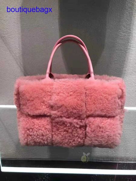 luxury bottegss venetss arco evening bags online store woven korea dongmen lamb wool women's green portable fashion personality pl with
luxury bottegss venetss arco evening bags online store woven korea dongmen lamb wool women's green portable fashion personality pl with