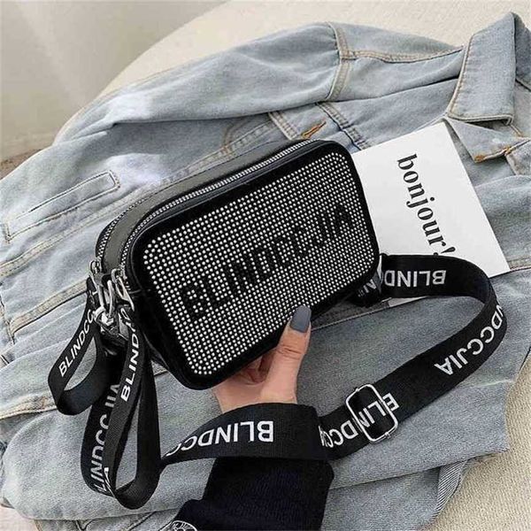 handbag 2023 fashion women's bag leather quality handbag trend red black texture camera broadband small square bag
handbag 2023 fashion women's bag leather quality handbag trend red black texture camera broadband small square bag