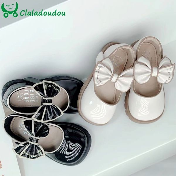 first walkers 13.5-15.5cm patent leather girls spring flats shoes with butterfly-knot beige black soft toddler princess dress shoes 230314
first walkers 13.5-15.5cm patent leather girls spring flats shoes with butterfly-knot beige black soft toddler princess dress shoes 230314