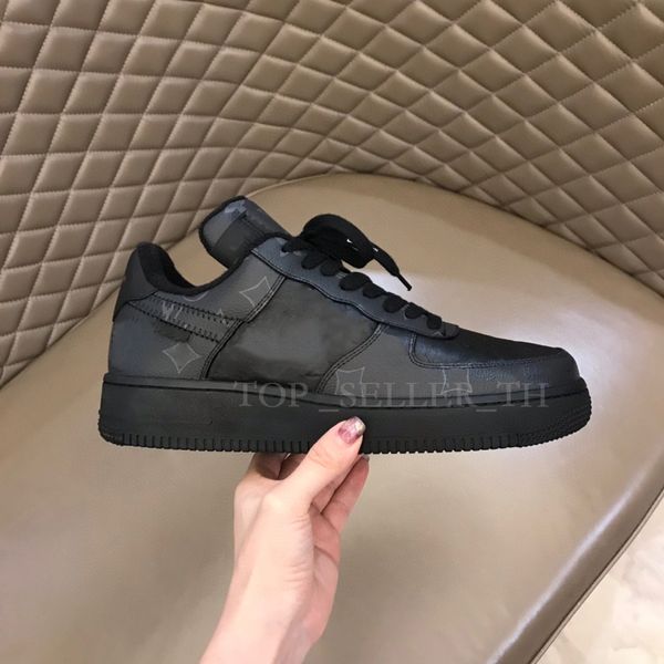 2023 designer shoes men low sneaker co-brand printing trainers suede print leather casual running shoe with box, Black
2023 designer shoes men low sneaker co-brand printing trainers suede print leather casual running shoe with box, Black