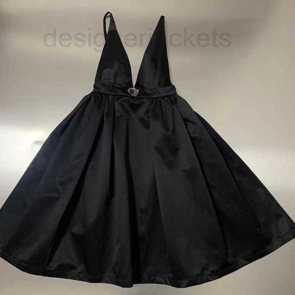 party dresses designer new spring summer girls' bra suspender dress black fashion temperament style medium length o3t7, White;black
party dresses designer new spring summer girls' bra suspender dress black fashion temperament style medium length o3t7, White;black