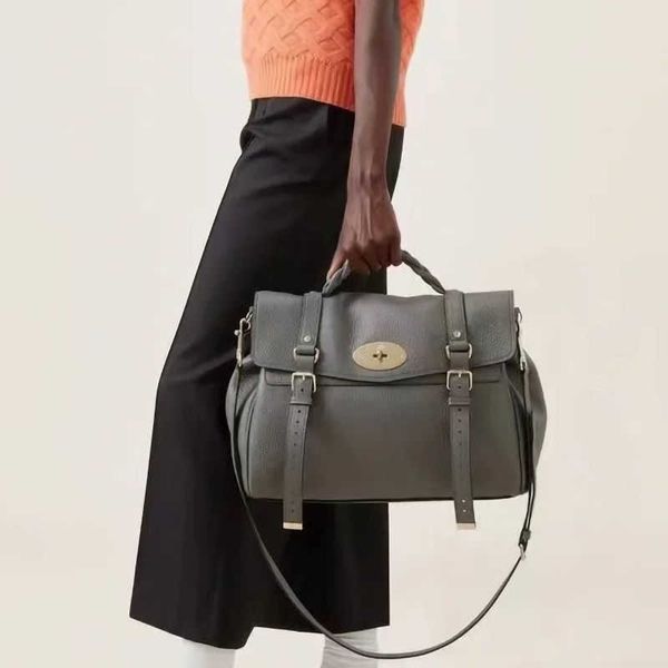 mulberries designer bag lily shoulder bags with chain women luxury handbag british brand genuine leather satchels crossbody bag tote evening
mulberries designer bag lily shoulder bags with chain women luxury handbag british brand genuine leather satchels crossbody bag tote evening