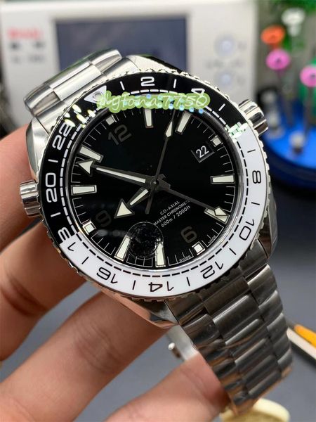2023 vs montre de luxe factory 600gmt watch diameter 43.5mm equipped with 8906 integrated mechanical ceramic dial sapphire mirror water resi, Slivery;golden
2023 vs montre de luxe factory 600gmt watch diameter 43.5mm equipped with 8906 integrated mechanical ceramic dial sapphire mirror water resi, Slivery;golden