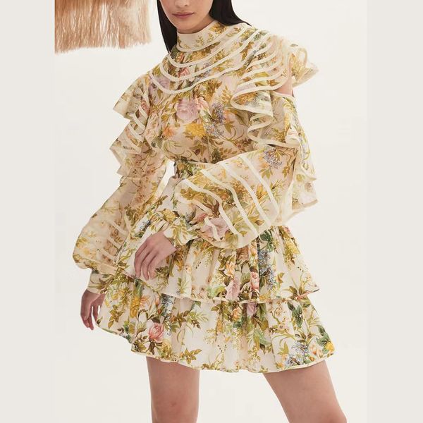 australian designer two piece dress stand collar off-shoulder long-sleeved floral printed silk dress, White
australian designer two piece dress stand collar off-shoulder long-sleeved floral printed silk dress, White