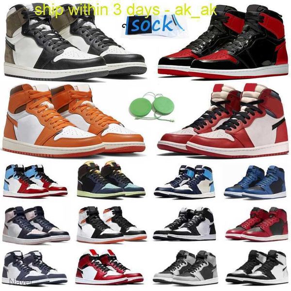 ship within 3days basketball shoes trainers sports sneakers dark mocha pine green rebellionaire grey fog 1 1s mens sneaker chicago reimagine, Black
ship within 3days basketball shoes trainers sports sneakers dark mocha pine green rebellionaire grey fog 1 1s mens sneaker chicago reimagine, Black