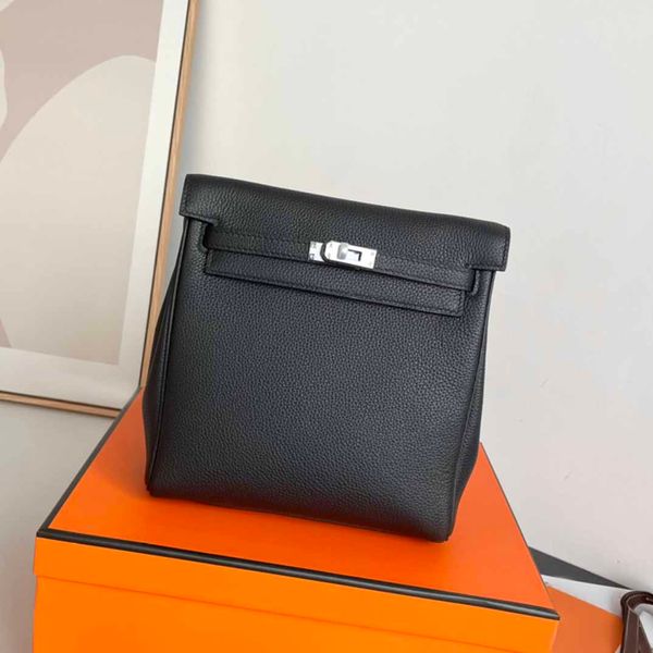7a backpack style luxury designer bag togo leather travel handbag sewn by hand silver hardware
7a backpack style luxury designer bag togo leather travel handbag sewn by hand silver hardware