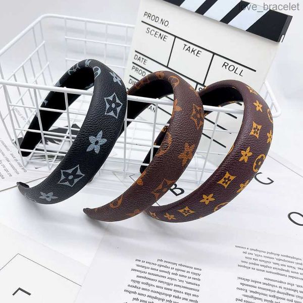 12color retro simple korean leather designer letters print headband women classic vintage grid pattern wide edge sponge hair hoop headwrap, Silver
12color retro simple korean leather designer letters print headband women classic vintage grid pattern wide edge sponge hair hoop headwrap, Silver