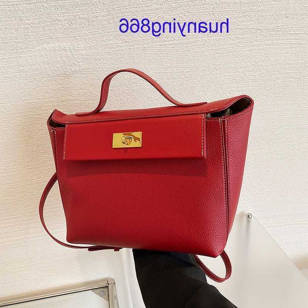designer herms's bags for woman 2022 spring and summer new carrie lychee pattern popular lock single shoulder diagonal women's han
designer herms's bags for woman 2022 spring and summer new carrie lychee pattern popular lock single shoulder diagonal women's han