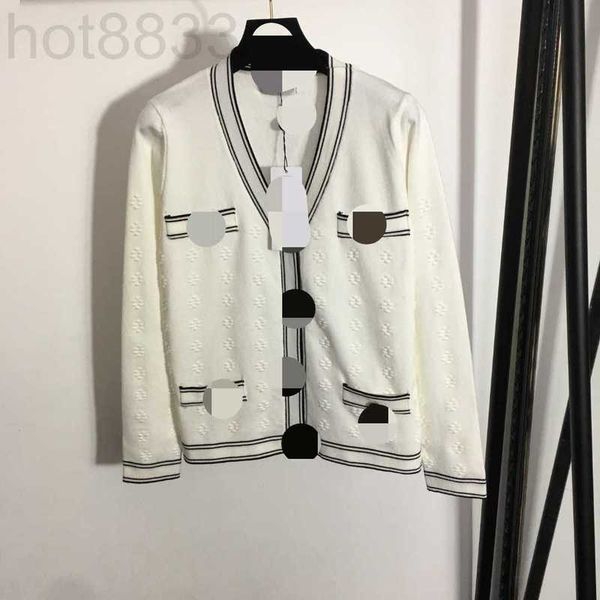 women's sweaters designer milan runway autumn short sleeve v neck black white cardigan wgyx, White;black
women's sweaters designer milan runway autumn short sleeve v neck black white cardigan wgyx, White;black