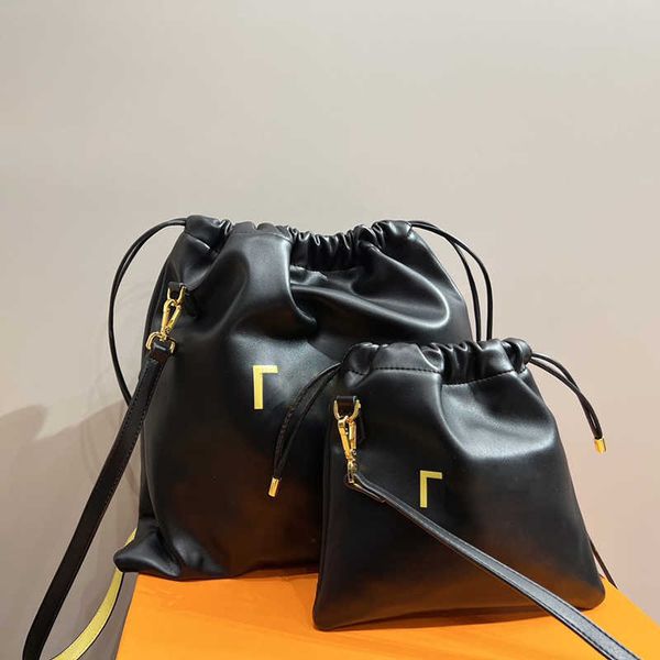 designer totes bag women large tote fashion leather shoulder bags luxurys designers handbags lady crossbody pink bag purse 230314
designer totes bag women large tote fashion leather shoulder bags luxurys designers handbags lady crossbody pink bag purse 230314