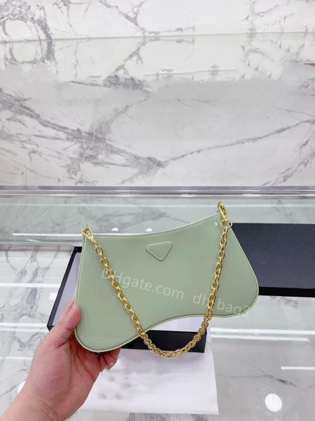 fashion shopping bag women's one shoulder bag luxury designer bag crossbody bag handbag underarm bag lightweight and convenient shiny l
fashion shopping bag women's one shoulder bag luxury designer bag crossbody bag handbag underarm bag lightweight and convenient shiny l