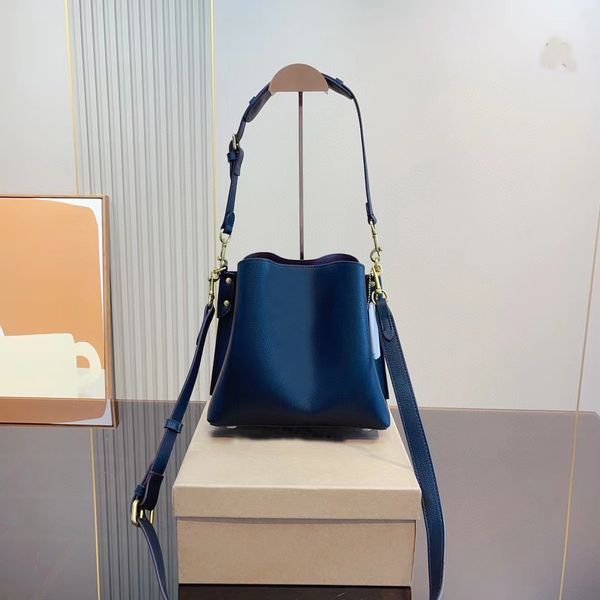 designer bag willow bucket bag bucket bag detachable and adjustable shoulder bag handbag with letters in the center
designer bag willow bucket bag bucket bag detachable and adjustable shoulder bag handbag with letters in the center